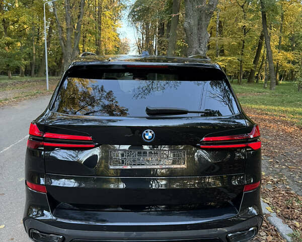 БМВ Х5 2023 в Черновцах на Automoto.ua Черный БМВ Х5, объемом двигателя 3 л и пробегом 66 тыс. км за 99000 $, фото 40 на Automoto.ua
