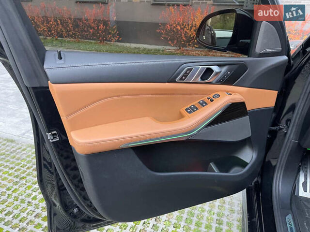 БМВ Х5 2023 в Львове на Automoto.ua Черный БМВ Х5, объемом двигателя 3 л и пробегом 21 тыс. км за 79990 $, фото 50 на Automoto.ua