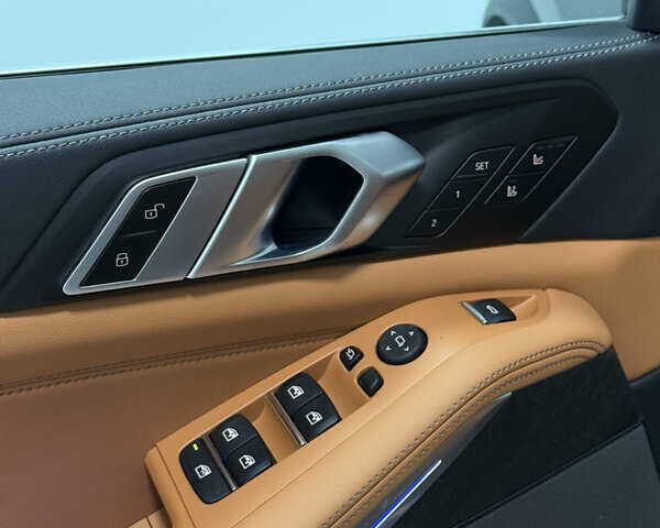 Черный БМВ Х5, объемом двигателя 3 л и пробегом 22 тыс. км за 87900 $, фото 9 на Automoto.ua