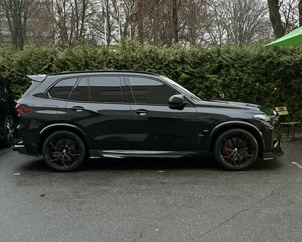 Черный БМВ Х5, объемом двигателя 4.4 л и пробегом 42 тыс. км за 150000 $, фото 3 на Automoto.ua