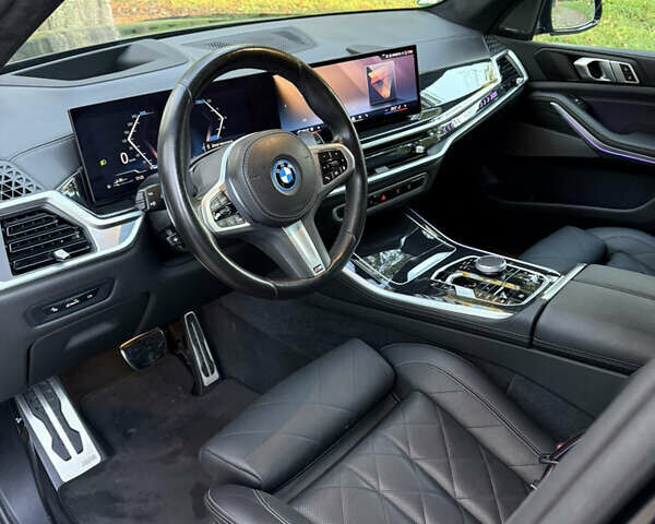 БМВ Х5 2023 в Черновцах на Automoto.ua Черный БМВ Х5, объемом двигателя 3 л и пробегом 66 тыс. км за 99000 $, фото 34 на Automoto.ua