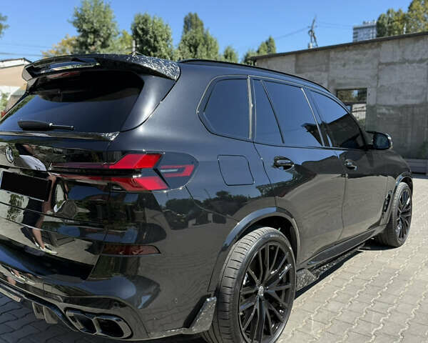 Черный БМВ Х5, объемом двигателя 3 л и пробегом 30 тыс. км за 87999 $, фото 3 на Automoto.ua