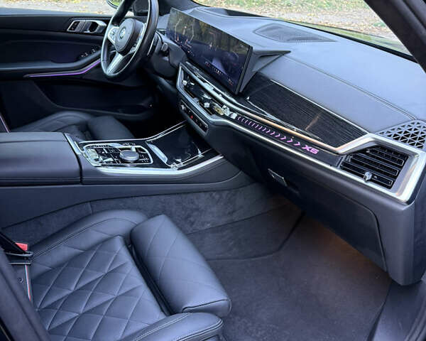 БМВ Х5 2023 в Черновцах на Automoto.ua Черный БМВ Х5, объемом двигателя 3 л и пробегом 66 тыс. км за 99000 $, фото 16 на Automoto.ua