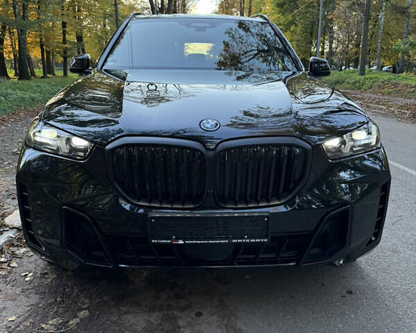 БМВ Х5 2023 в Черновцах на Automoto.ua Черный БМВ Х5, объемом двигателя 3 л и пробегом 66 тыс. км за 99000 $, фото 1 на Automoto.ua