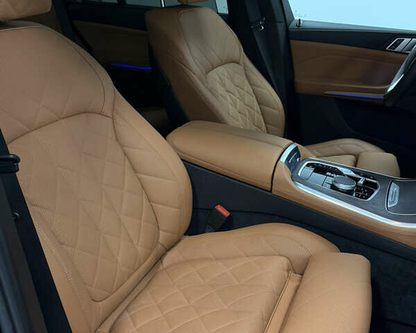 Черный БМВ Х5, объемом двигателя 3 л и пробегом 22 тыс. км за 87900 $, фото 26 на Automoto.ua