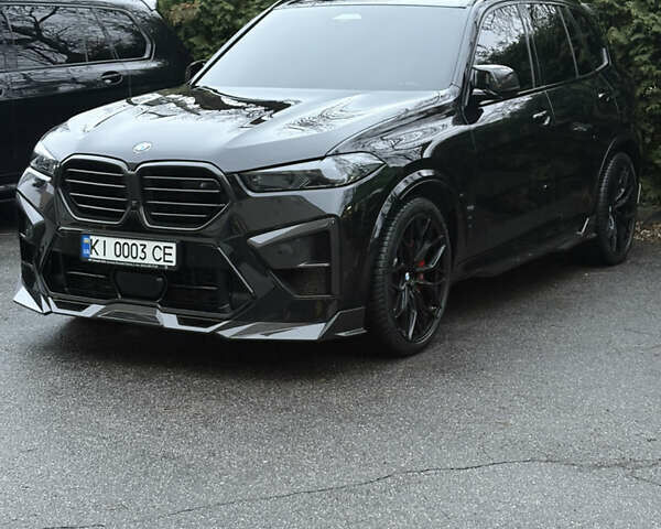 Черный БМВ Х5, объемом двигателя 4.4 л и пробегом 42 тыс. км за 150000 $, фото 1 на Automoto.ua