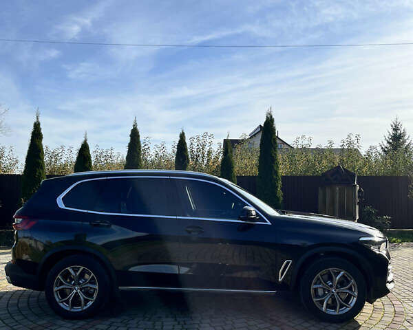 Черный БМВ Х5, объемом двигателя 2 л и пробегом 11 тыс. км за 75000 $, фото 3 на Automoto.ua