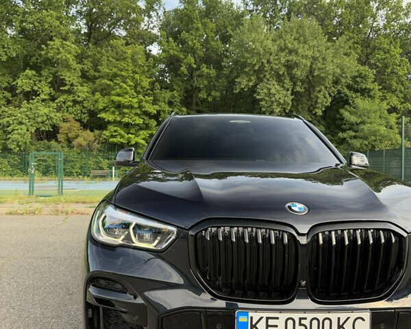 Черный БМВ Х5, объемом двигателя 3 л и пробегом 47 тыс. км за 69500 $, фото 1 на Automoto.ua
