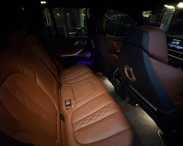 Черный БМВ Х5, объемом двигателя 4.4 л и пробегом 42 тыс. км за 150000 $, фото 10 на Automoto.ua