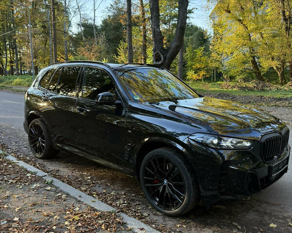 БМВ Х5 2023 в Черновцах на Automoto.ua Черный БМВ Х5, объемом двигателя 3 л и пробегом 66 тыс. км за 99000 $, фото 4 на Automoto.ua