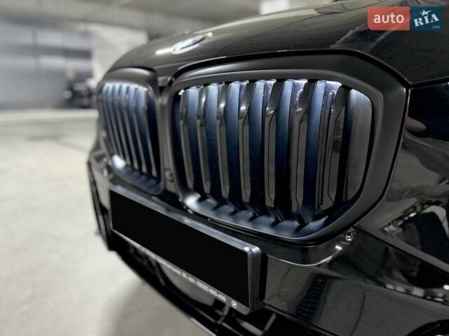 Черный БМВ Х5, объемом двигателя 2.99 л и пробегом 29 тыс. км за 110000 $, фото 5 на Automoto.ua