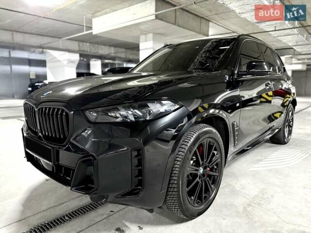 Черный БМВ Х5, объемом двигателя 2.99 л и пробегом 29 тыс. км за 110000 $, фото 1 на Automoto.ua