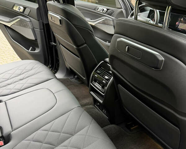 Черный БМВ Х5, объемом двигателя 3 л и пробегом 12 тыс. км за 88000 $, фото 37 на Automoto.ua