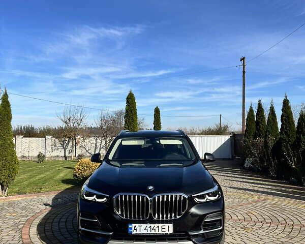 Черный БМВ Х5, объемом двигателя 2 л и пробегом 11 тыс. км за 75000 $, фото 1 на Automoto.ua