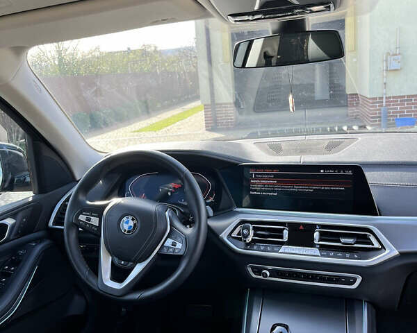 Черный БМВ Х5, объемом двигателя 2 л и пробегом 11 тыс. км за 75000 $, фото 8 на Automoto.ua