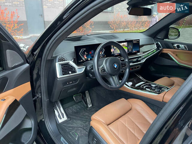 БМВ Х5 2023 в Львове на Automoto.ua Черный БМВ Х5, объемом двигателя 3 л и пробегом 21 тыс. км за 79990 $, фото 49 на Automoto.ua