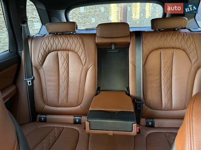 Черный БМВ Х5, объемом двигателя 3 л и пробегом 13 тыс. км за 109000 $, фото 30 на Automoto.ua