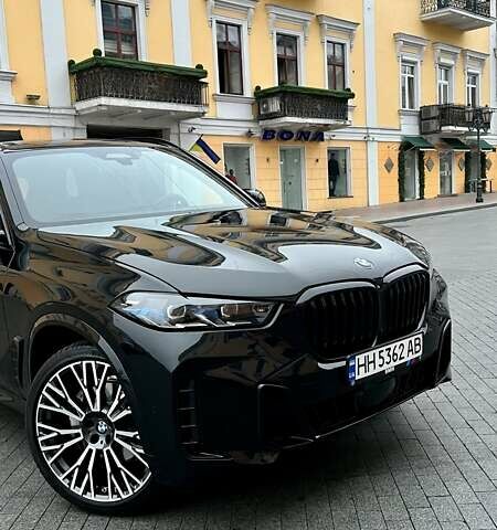 Черный БМВ Х5, объемом двигателя 3 л и пробегом 2 тыс. км за 84999 $, фото 3 на Automoto.ua