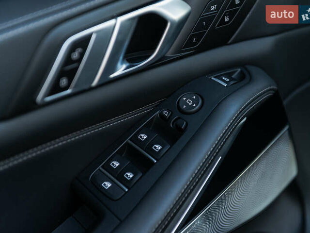 Черный БМВ Х5, объемом двигателя 4.4 л и пробегом 26 тыс. км за 153500 $, фото 22 на Automoto.ua