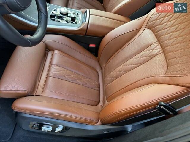 Черный БМВ Х5, объемом двигателя 3 л и пробегом 13 тыс. км за 109000 $, фото 24 на Automoto.ua