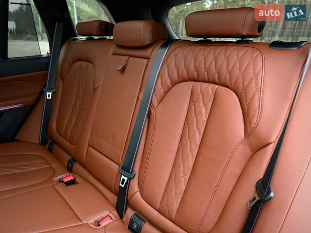 Чорний БМВ Х5, об'ємом двигуна 4.39 л та пробігом 28 тис. км за 145000 $, фото 61 на Automoto.ua