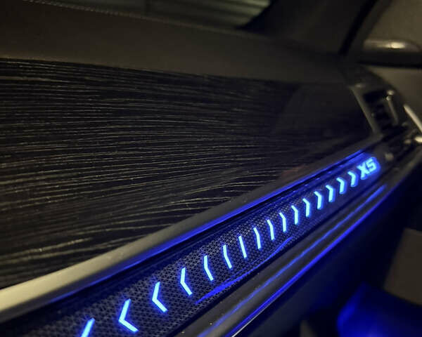 Чорний БМВ Х5, об'ємом двигуна 3 л та пробігом 5 тис. км за 88000 $, фото 28 на Automoto.ua