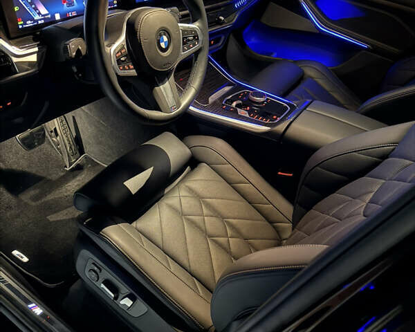 Чорний БМВ Х5, об'ємом двигуна 3 л та пробігом 5 тис. км за 88000 $, фото 21 на Automoto.ua