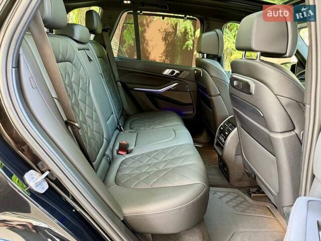 Черный БМВ Х5, объемом двигателя 4.4 л и пробегом 21 тыс. км за 123000 $, фото 48 на Automoto.ua