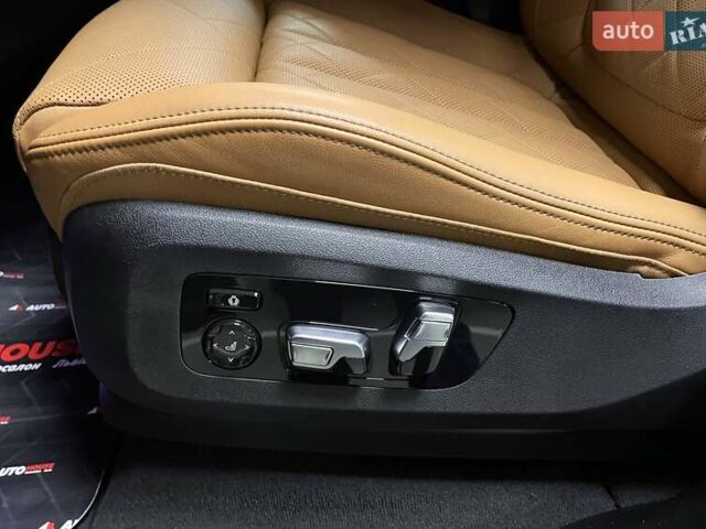 Чорний БМВ Х5, об'ємом двигуна 2.99 л та пробігом 10 тис. км за 112700 $, фото 31 на Automoto.ua