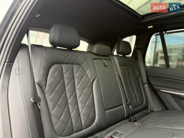 Черный БМВ Х5, объемом двигателя 2.99 л и пробегом 24 тыс. км за 119000 $, фото 62 на Automoto.ua