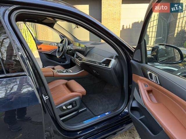 Черный БМВ Х5, объемом двигателя 3 л и пробегом 13 тыс. км за 109000 $, фото 10 на Automoto.ua