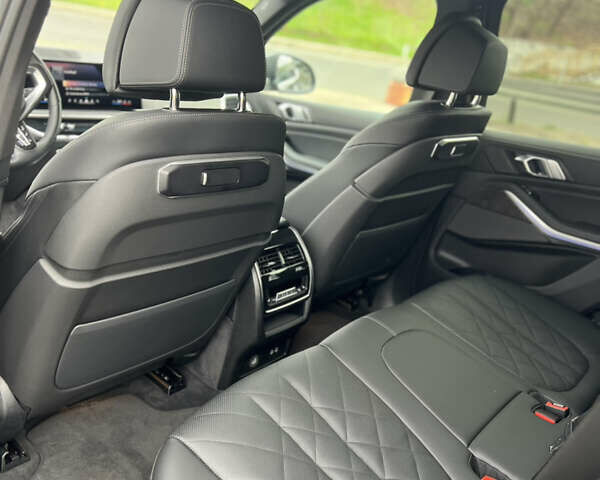 Черный БМВ Х5, объемом двигателя 3 л и пробегом 41 тыс. км за 92500 $, фото 6 на Automoto.ua