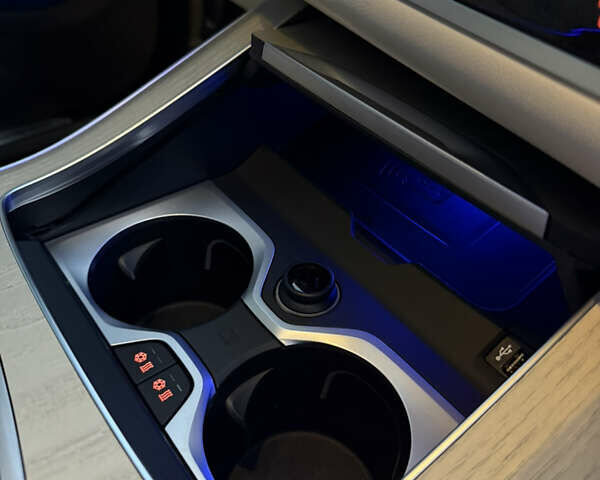 Черный БМВ Х5, объемом двигателя 3 л и пробегом 18 тыс. км за 155000 $, фото 38 на Automoto.ua