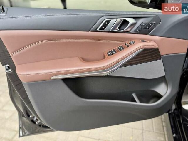 Чорний БМВ Х5, об'ємом двигуна 3 л та пробігом 34 тис. км за 129000 $, фото 23 на Automoto.ua