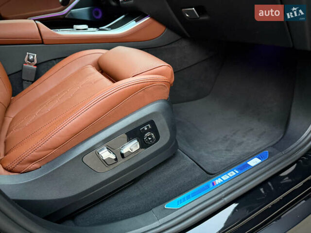 Чорний БМВ Х5, об'ємом двигуна 4.39 л та пробігом 28 тис. км за 145000 $, фото 70 на Automoto.ua