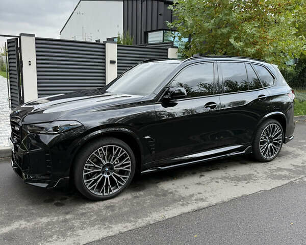 Чорний БМВ Х5, об'ємом двигуна 3 л та пробігом 5 тис. км за 88000 $, фото 3 на Automoto.ua