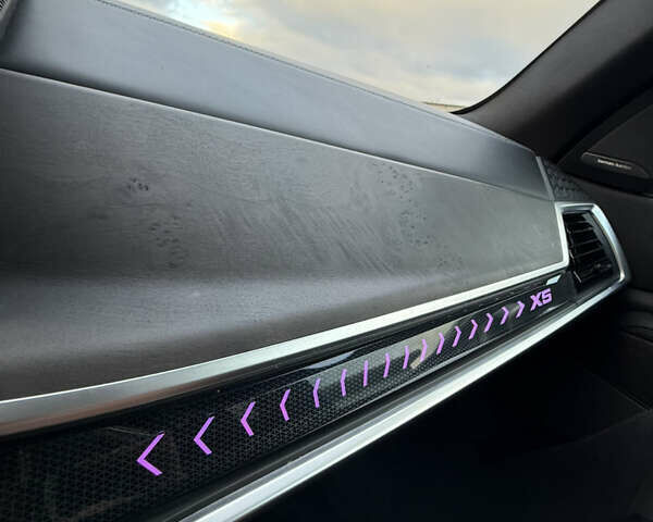 Чорний БМВ Х5, об'ємом двигуна 3 л та пробігом 39 тис. км за 76000 $, фото 28 на Automoto.ua