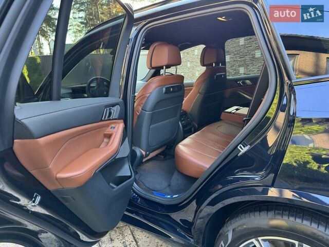 Черный БМВ Х5, объемом двигателя 3 л и пробегом 13 тыс. км за 109000 $, фото 7 на Automoto.ua