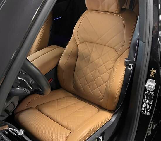 Чорний БМВ Х5, об'ємом двигуна 2.99 л та пробігом 10 тис. км за 112700 $, фото 29 на Automoto.ua