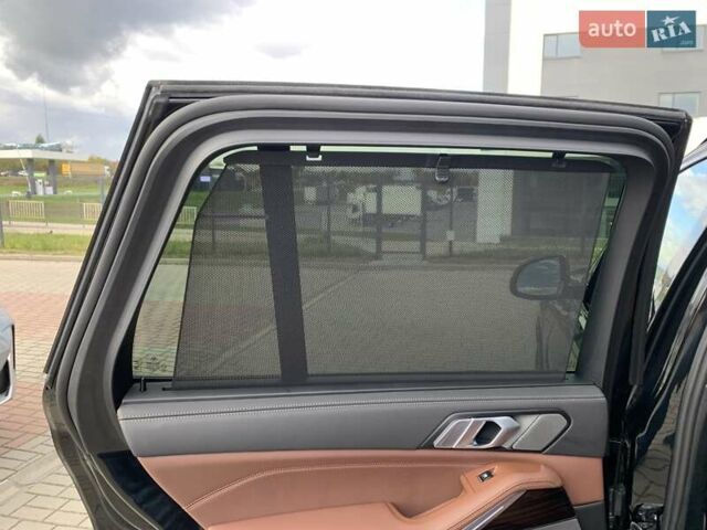 Чорний БМВ Х5, об'ємом двигуна 3 л та пробігом 6 тис. км за 99000 $, фото 38 на Automoto.ua