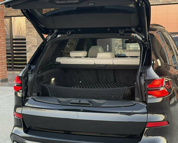 Черный БМВ Х5, объемом двигателя 3 л и пробегом 18 тыс. км за 155000 $, фото 15 на Automoto.ua