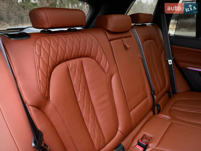 Чорний БМВ Х5, об'ємом двигуна 4.39 л та пробігом 28 тис. км за 145000 $, фото 75 на Automoto.ua