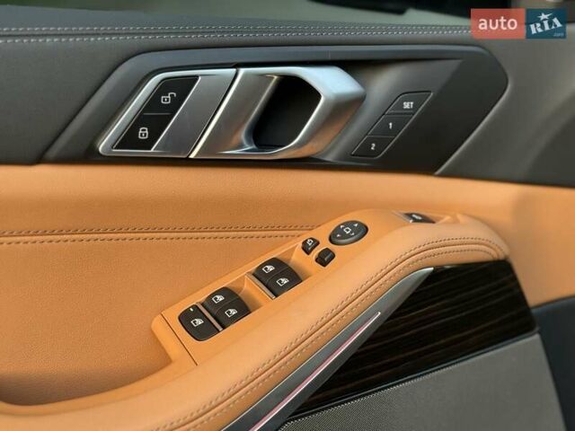 Черный БМВ Х5, объемом двигателя 3 л и пробегом 2 тыс. км за 83000 $, фото 45 на Automoto.ua