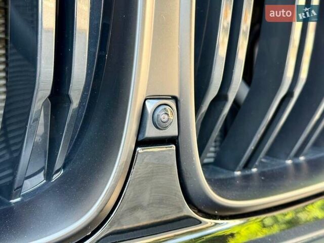 Черный БМВ Х5, объемом двигателя 4.4 л и пробегом 21 тыс. км за 123000 $, фото 10 на Automoto.ua