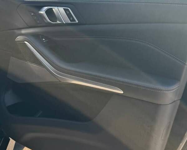 Черный БМВ Х5, объемом двигателя 2.99 л и пробегом 38 тыс. км за 135000 $, фото 31 на Automoto.ua