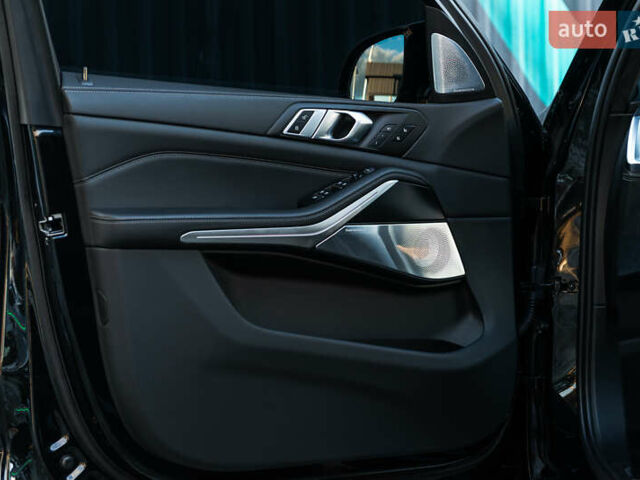 Черный БМВ Х5, объемом двигателя 4.4 л и пробегом 26 тыс. км за 153500 $, фото 20 на Automoto.ua