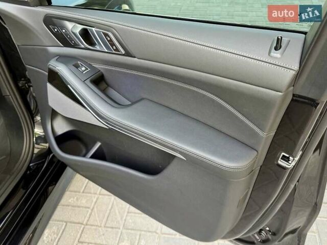 Черный БМВ Х5, объемом двигателя 4.4 л и пробегом 21 тыс. км за 123000 $, фото 51 на Automoto.ua