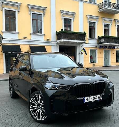 Черный БМВ Х5, объемом двигателя 3 л и пробегом 2 тыс. км за 84999 $, фото 2 на Automoto.ua