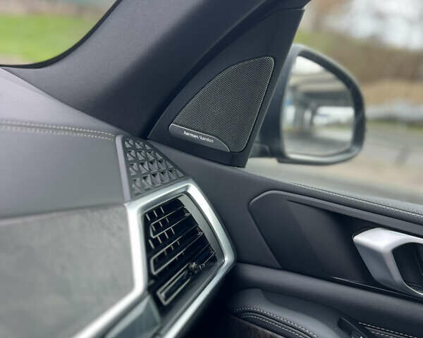 Черный БМВ Х5, объемом двигателя 3 л и пробегом 41 тыс. км за 92500 $, фото 8 на Automoto.ua