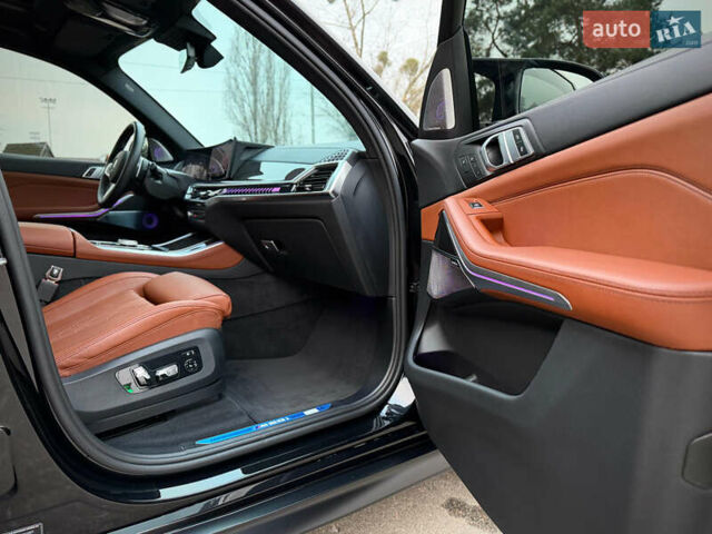 Чорний БМВ Х5, об'ємом двигуна 4.39 л та пробігом 28 тис. км за 145000 $, фото 63 на Automoto.ua